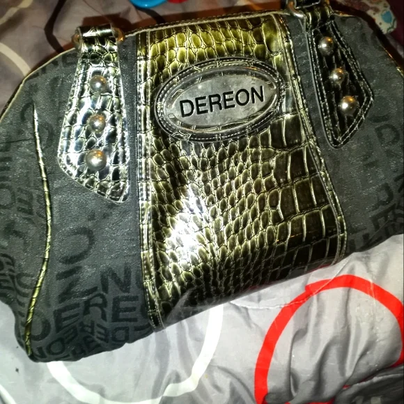Dereon purse hotsell